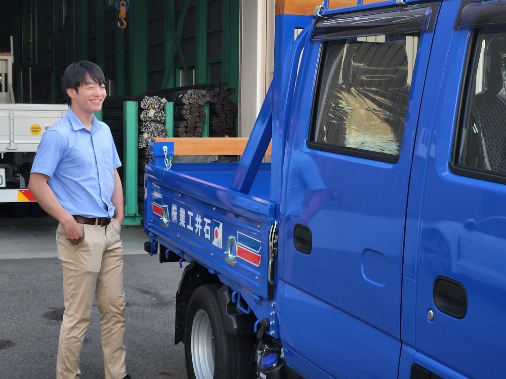 新車納車で 三代目喜ぶ😊