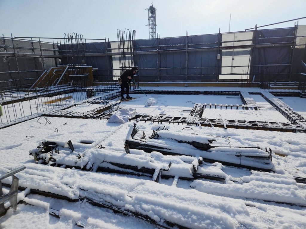 お彼岸過ぎたのに・・・なごり雪⛄