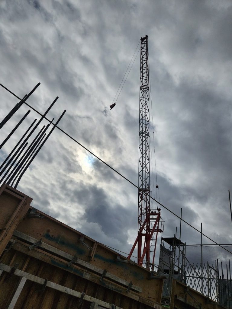 寒波の中での壁配筋🥶