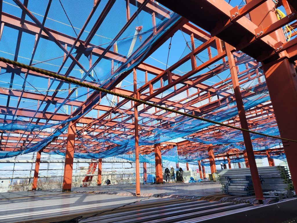 スラブ納入前夜🚚