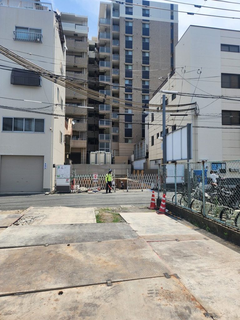 京阪大和田駅前で基礎入れです